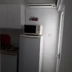 Studio Apartment Makarska 8
